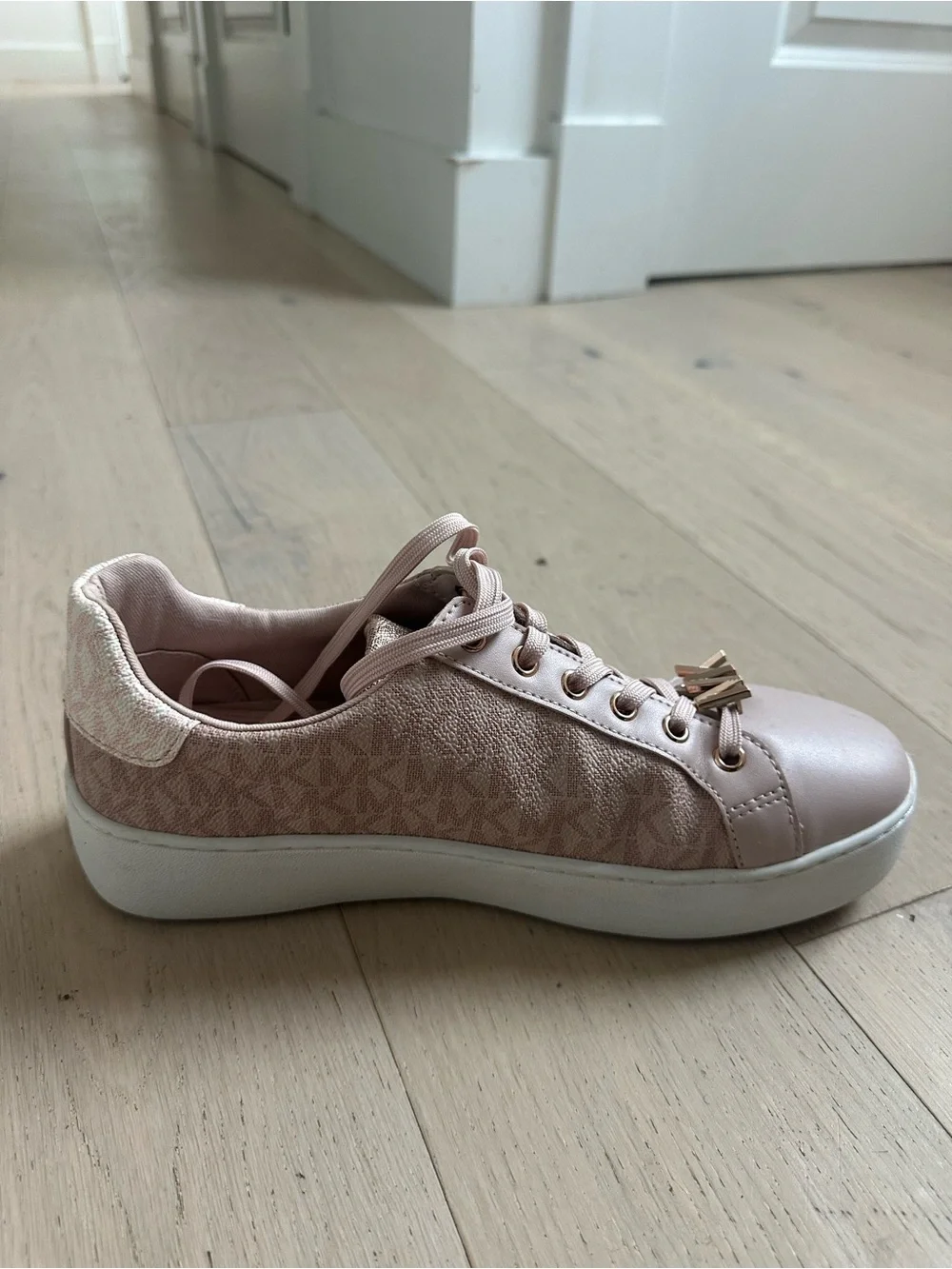 Michael Kors Sneakers